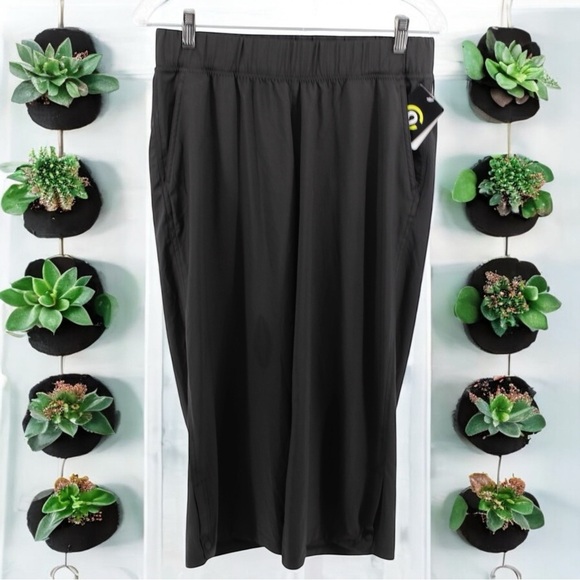 NEW C9 by Champion Black Crop Twill Straight Leg Athletic Pants Size M - Picture 1 of 9